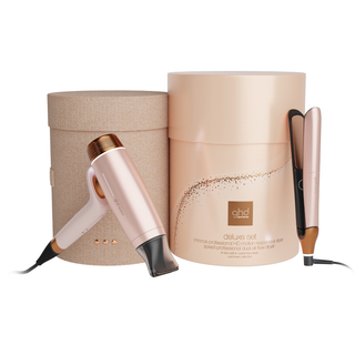 GHD Deluxe Gift Set in Cashmere Beige