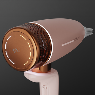 GHD Deluxe Gift Set in Cashmere Beige